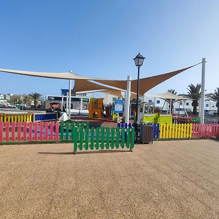 La Casita Your Ocean-view House In Playa Blanca (Lanzarote)