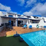 La Casita Your Ocean-view House In Feriehus